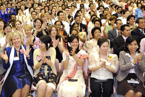 SGI海外会员前来日本参加干部会