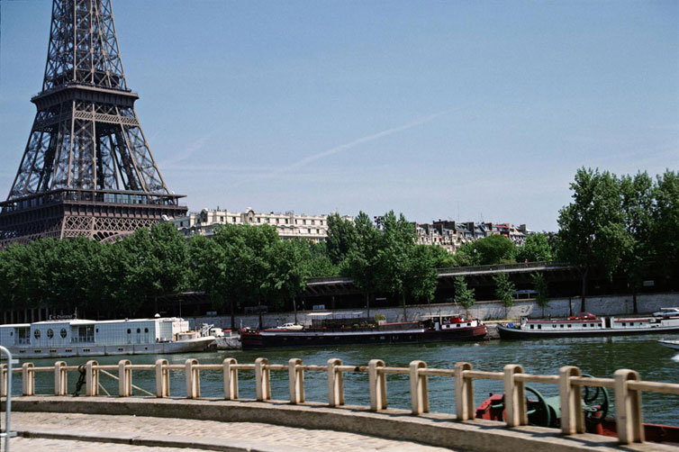 <b></b> 法国，巴黎 (1989年6月)