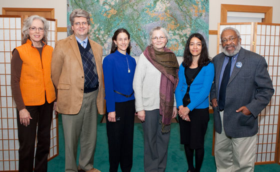 Disertantes, de izquierda a derecha: Virginia Benson, Fernando Reimers, Sarah Wider, L. R. Berger, Anita Patterson y Vincent Harding
