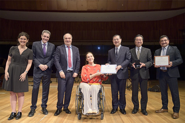 Daisaku Ikeda, galardonado con el “Galardón Azul de las Artes y la Paz” por parte del Ministerio de Medios de Argentina